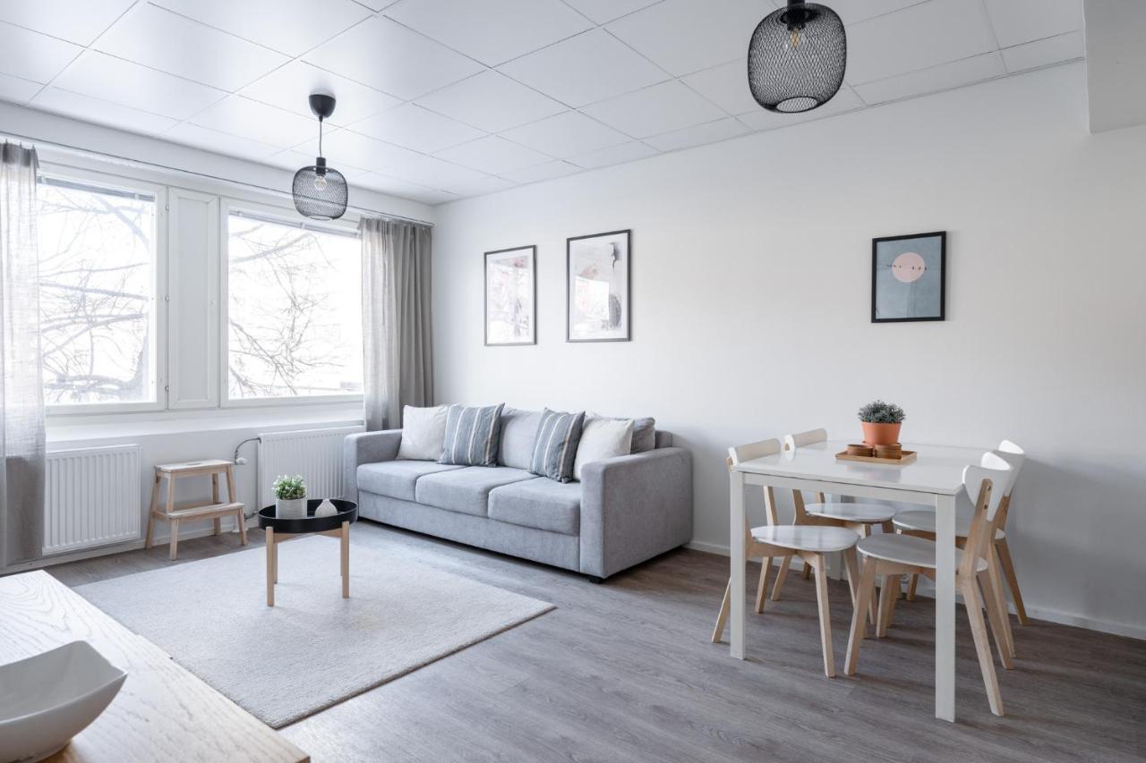 Modern 2Br Apartment With Balcony & Central Location - Hosted By 2Ndhomes Tampere Bagian luar foto