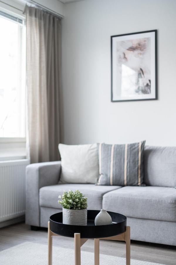 Modern 2Br Apartment With Balcony & Central Location - Hosted By 2Ndhomes Tampere Bagian luar foto